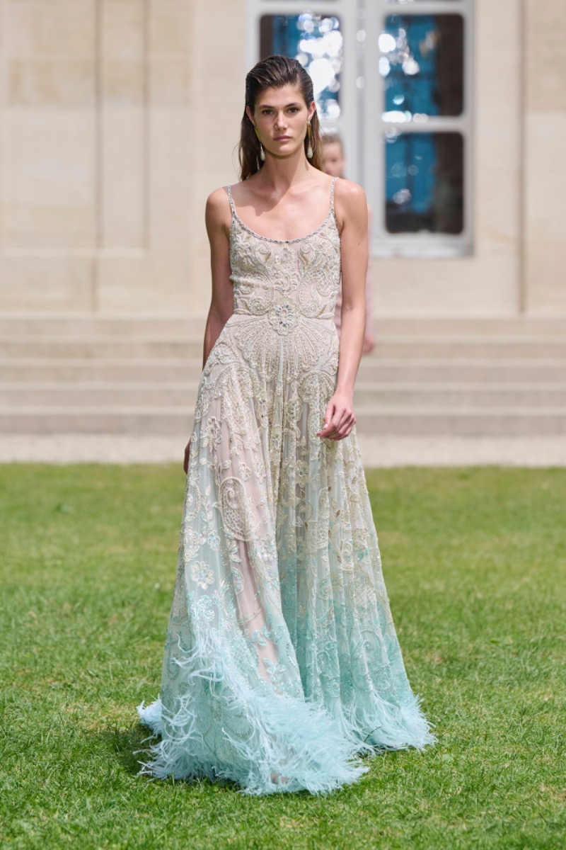 Georges Hobeika Haute Couture Automne Hiver 24-25